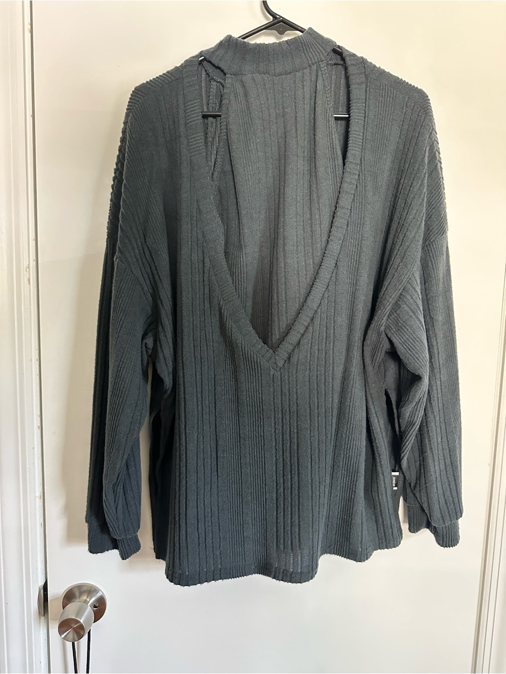 Shein Deep V Ribbed Pullover Sweater Two Piece Wonsan’s Size Large